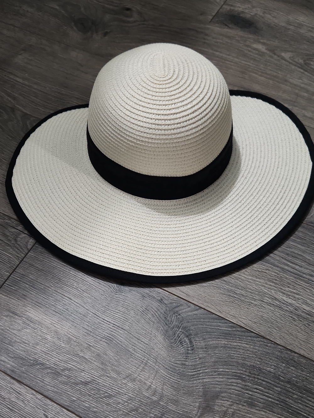 DKNY Cream Wide-Brim Straw Hat with Black Trim